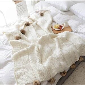 Cozy Cream Pom-Pom Knit Blanket super soft